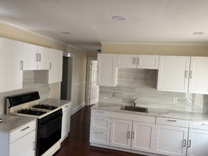 24 Arlington St in Hartford, CT - Building Photo - Building Photo