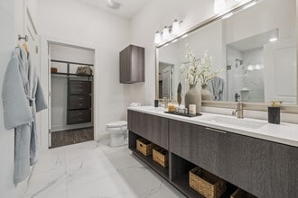 Hanover Burlingame in Burlingame, CA - Foto de edificio - Interior Photo