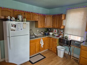 417 W Walnut St in Perkasie, PA - Building Photo - Building Photo