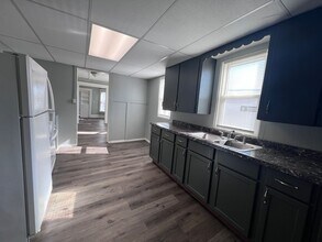 460 4th St NW in Grand Rapids, MI - Building Photo - Building Photo