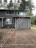 6965 Chico Way NW in Bremerton, WA - Building Photo