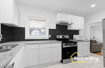 38 Seminary Ave, Unit 2 in Binghamton, NY - Building Photo - Building Photo