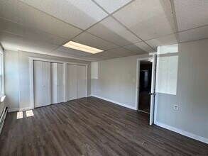 645 Burnside Ave in East Hartford, CT - Building Photo - Building Photo