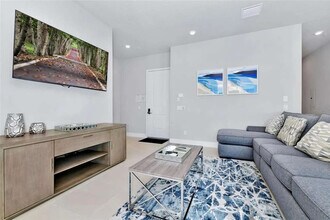 7740 Sandy Ridge Dr, Unit SI ID1511194P in Kissimmee, FL - Foto de edificio - Building Photo