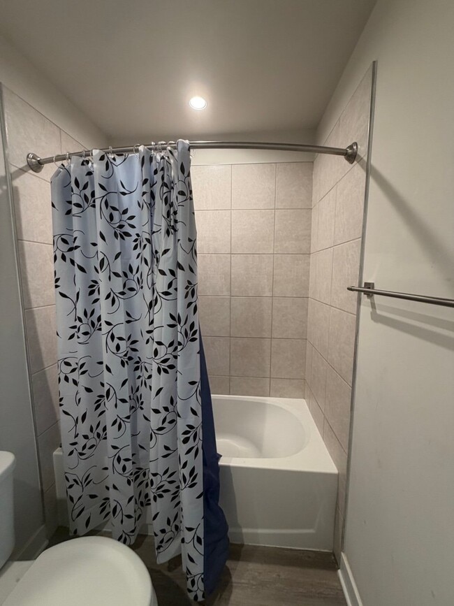 2816 Toles Park Dr in Suitland, MD - Building Photo - Building Photo