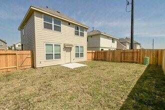 4163 Silver Ranch Rd in Houston, TX - Building Photo - Building Photo