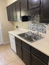 80 Rushwood Dr, Unit 80 in Jackson, TN - Foto de edificio - Building Photo