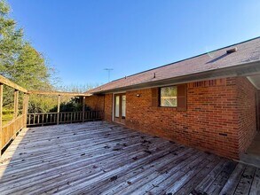 2241 MS-25 in Starkville, MS - Building Photo - Building Photo