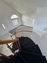 7621 Belmondo Ln in Las Vegas, NV - Building Photo - Building Photo