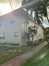 4320 NW 11th St in Miami, FL - Building Photo - Building Photo