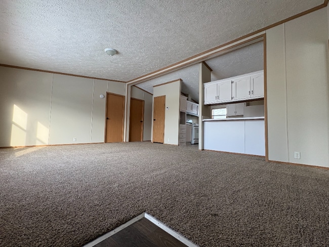 property at 134 Scarlet Oak Ln