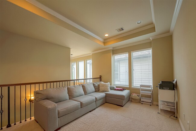 property at 42 Daffodil Meadow Pl