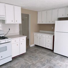 13 Esther St in Worcester, MA - Building Photo - Building Photo