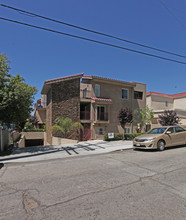 10209 Hillhaven Ave in Tujunga, CA - Building Photo - Building Photo