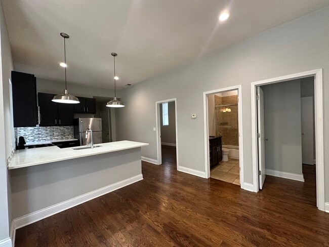 2021 N Campbell Ave in Chicago, IL - Building Photo - Building Photo