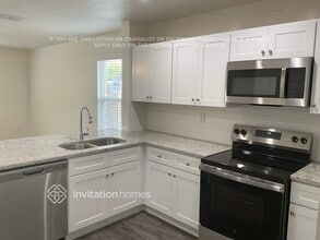 1817 Diamond Lake Trail in Justin, TX - Building Photo - Building Photo