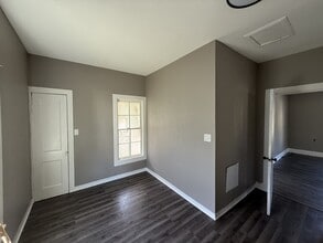 1115 Jefferson Ave in Cape Girardeau, MO - Building Photo - Building Photo