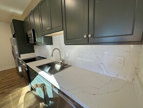 5609 Benhenry Ct in Rocklin, CA - Building Photo - Building Photo