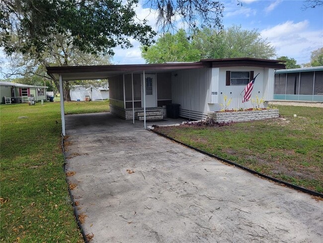 7513 Highpoint Blvd in Brooksville, FL - Building Photo - Building Photo