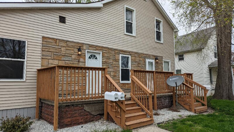 921 Mason, Unit 2 in Saginaw, MI - Foto de edificio