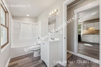 674 Dianthus St in Irwin, PA - Building Photo - Building Photo