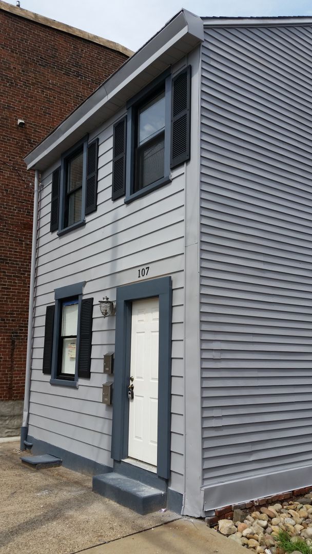 property at 107 S 16th St