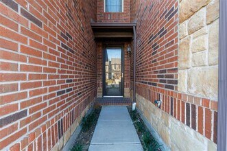 394 Teague Dr in Lewisville, TX - Building Photo - Building Photo