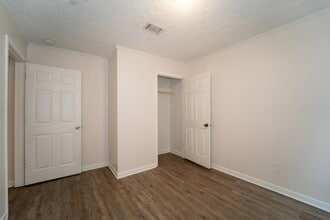 37 Evergreen Ave, Unit A in St. Augustine, FL - Building Photo - Building Photo