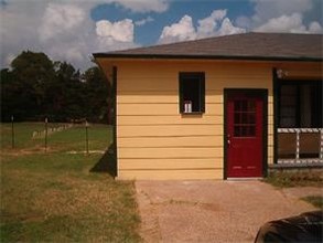 North Loop Apartments in Athens, TX - Building Photo - Building Photo