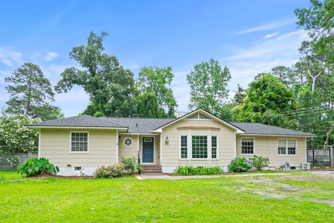 514 S Cashua Dr in Florence, SC - Foto de edificio
