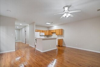 7814 Gladstone St in Houston, TX - Building Photo - Building Photo