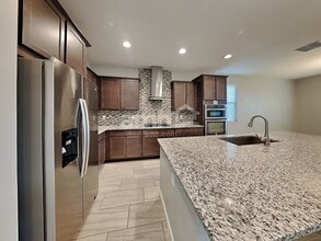 18251 W Thunderhill Pl in Goodyear, AZ - Foto de edificio - Building Photo