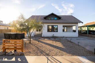 326 N 17th Dr in Phoenix, AZ - Building Photo - Building Photo