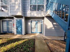 1901 N Fitzhugh Ave, Unit 16C in Dallas, TX - Building Photo - Building Photo