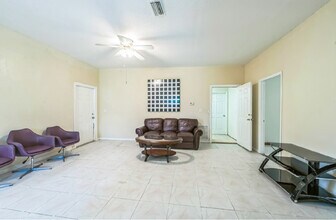 3908 37th St E in Bradenton, FL - Building Photo - Building Photo