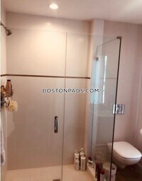 118 Buttonwood St photo'