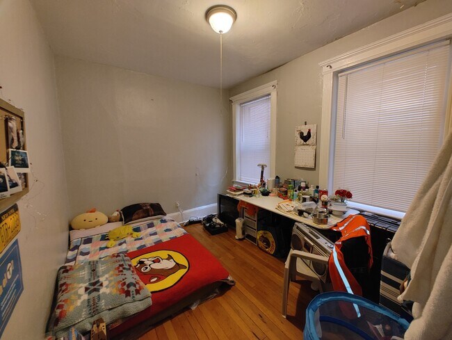 property at 463 Park Dr