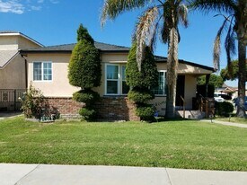 14103 Jefferson Ave in Hawthorne, CA - Building Photo
