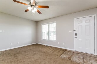 5314 Princeton Kenly Rd in Kenly, NC - Foto de edificio - Building Photo