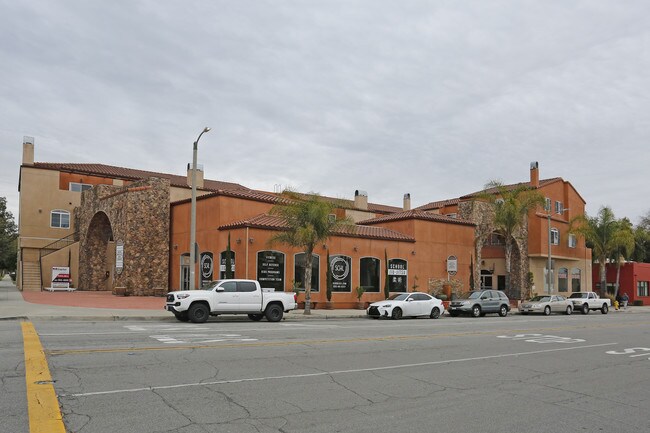 Il Villaggio in Arcadia, CA - Building Photo - Building Photo