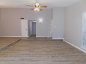 1524 Carnation Dr in Lewisville, TX - Building Photo - Building Photo