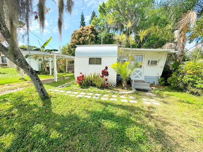 property at 2332 Palm Dr