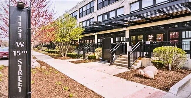 property at 1151 W 14th Pl