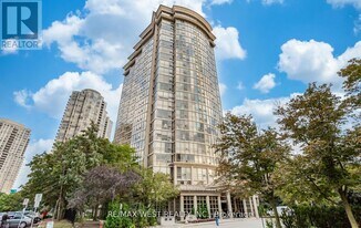 50 Eglinton Ave W in Mississauga, ON - Building Photo
