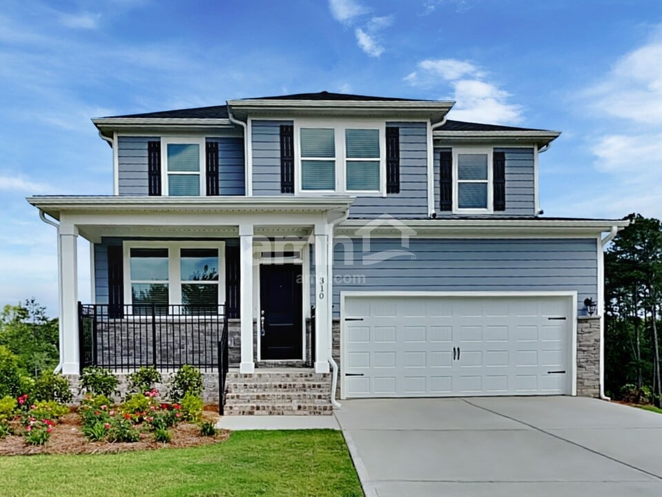 310 Willow Ln in Dallas, GA - Foto de edificio