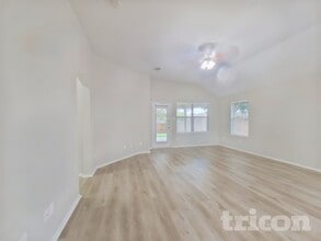 10616 Lipan Trail in Fort Worth, TX - Building Photo - Building Photo