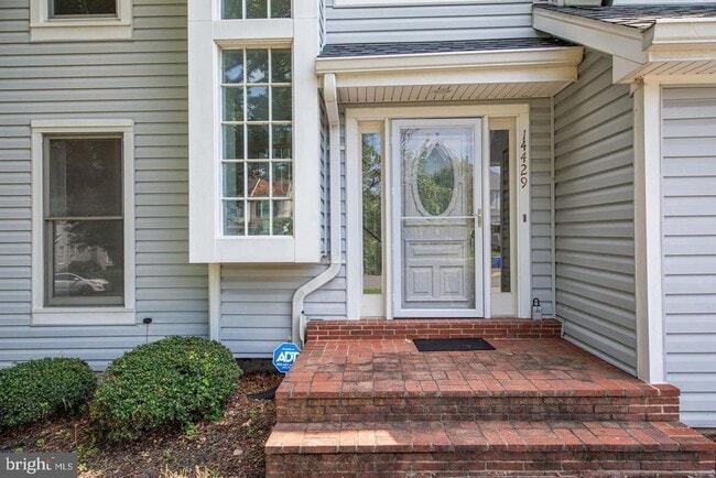 14429 Stonebridge View Dr in North Potomac, MD - Foto de edificio - Building Photo