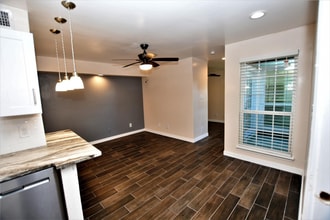 9821 Walnut St in Dallas, TX - Building Photo - Building Photo