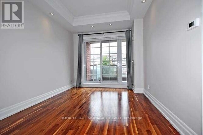 20 Burkebrook Pl in Toronto, ON - Building Photo - Building Photo