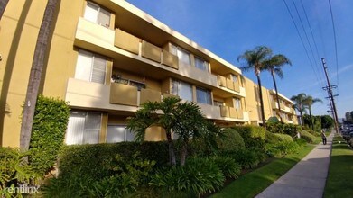 6131 Coldwater Canyon Ave in Los Angeles, CA - Building Photo - Building Photo